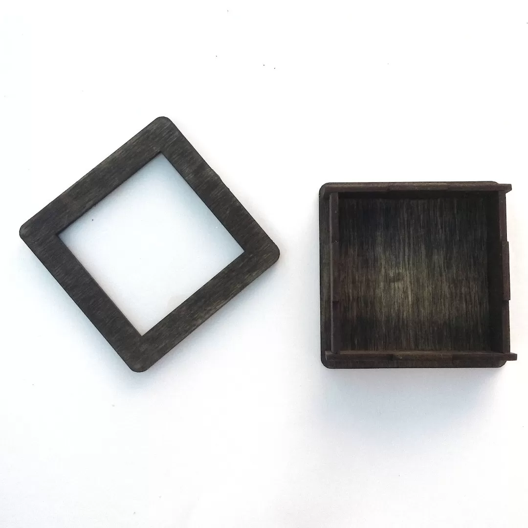 Коробочка с прозрачным окном