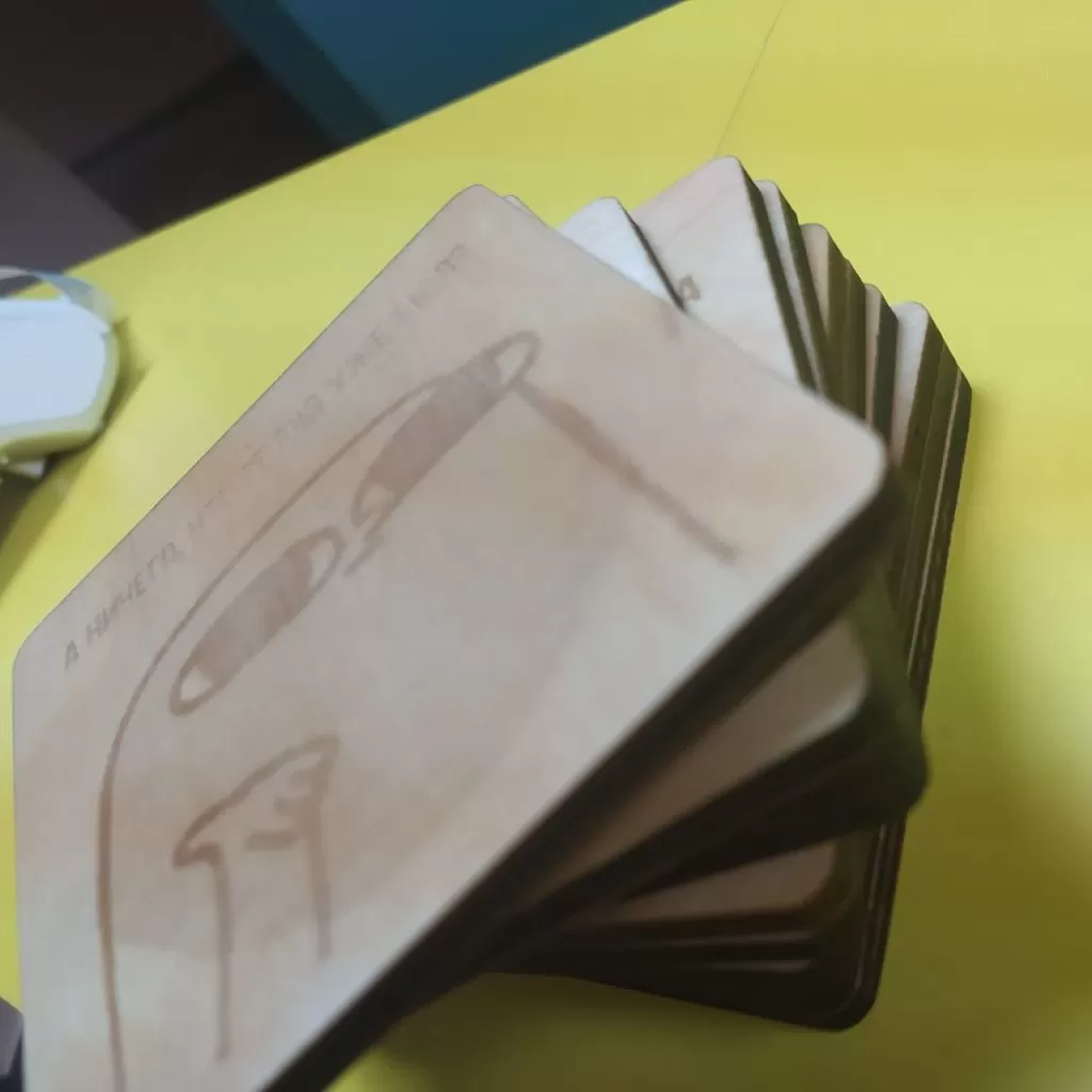 Заказать подставки под кружки с гравировкой в Бресте